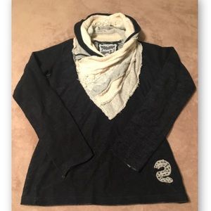 PreOwned women's Desigual scarf neck L/S Top